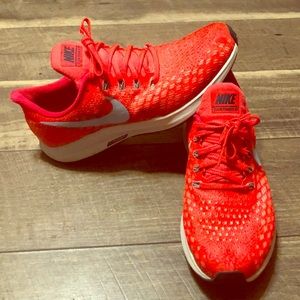 Nike Zoom Pegasus 35- Coral color